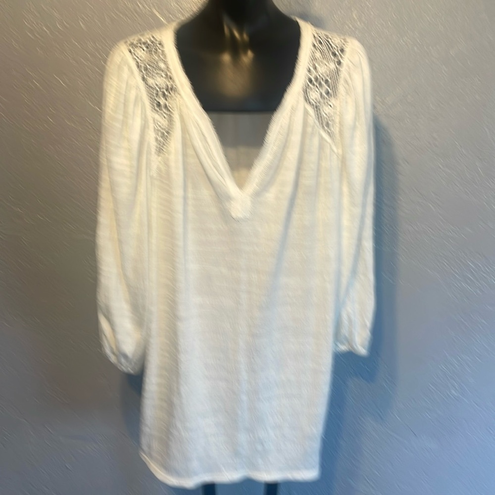 Max studio extra large ran and poly blouse with nice lacy work on top new
